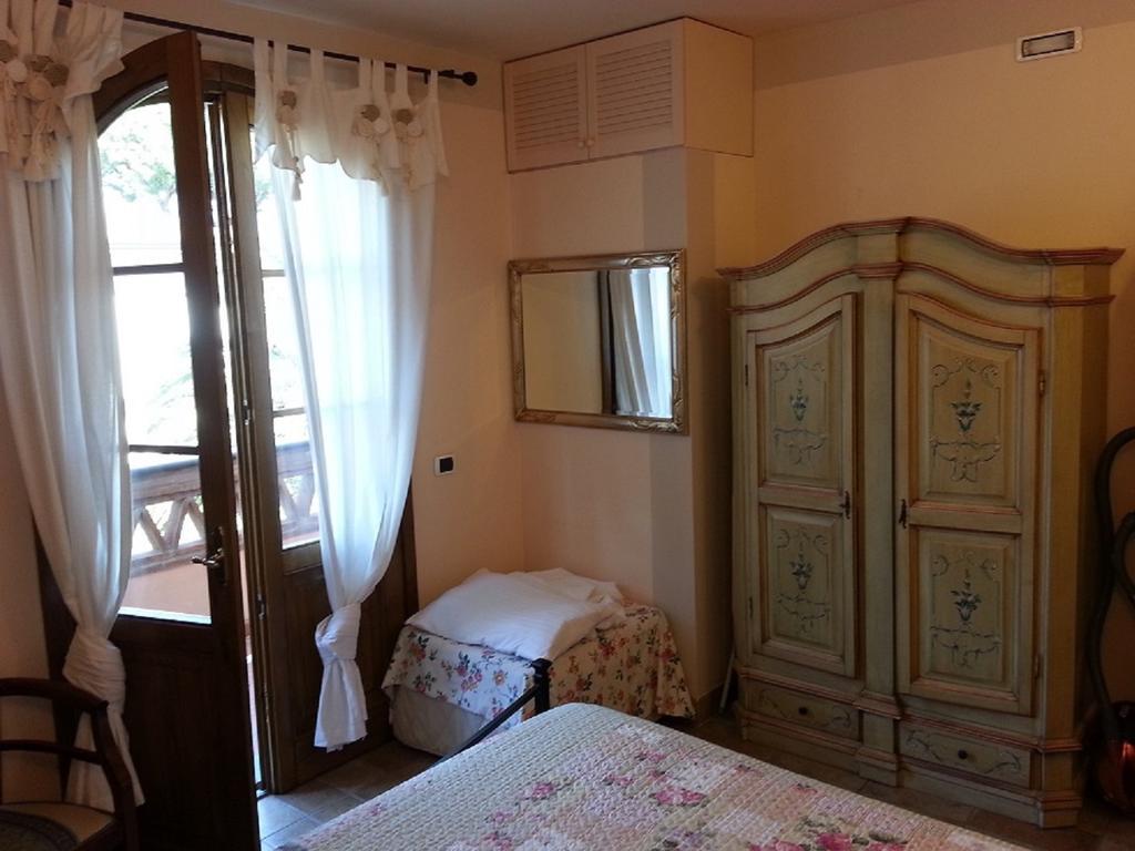 Apartamento Casamare Gianluca Marina di Massa Habitación foto